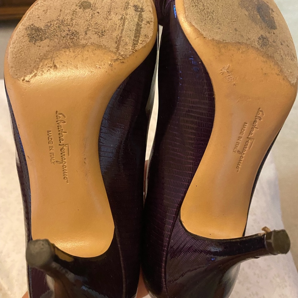 Salvatore Ferragamo Purple Mid-heel Peep Toe Pump - Picture 7 of 10